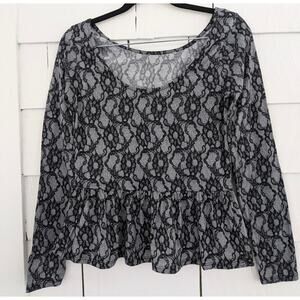 Lily Rose Women's Size Medium Top ~ Floral Print Scoop Neck Long Sleeve Peplum